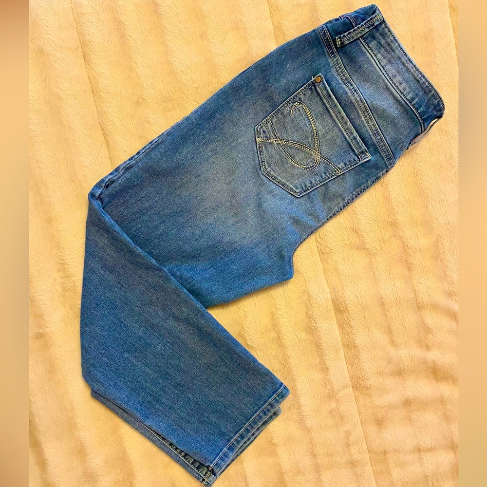 🌟Chico’s Platinum crop jeans size 0 (standard 4) light blue💙🩵🤍
